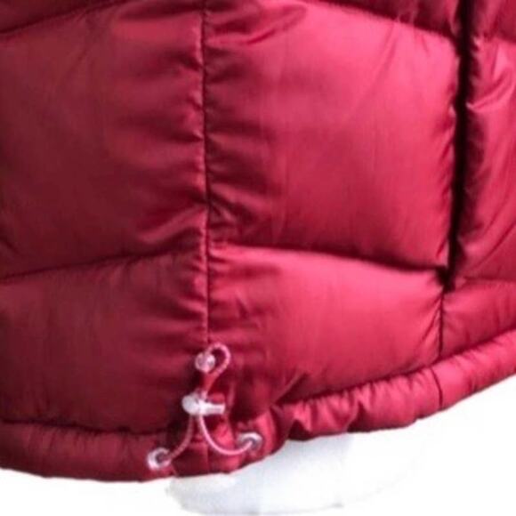 L.L. Bean women’s reversible puffer vest sz M - Picture 10 of 11